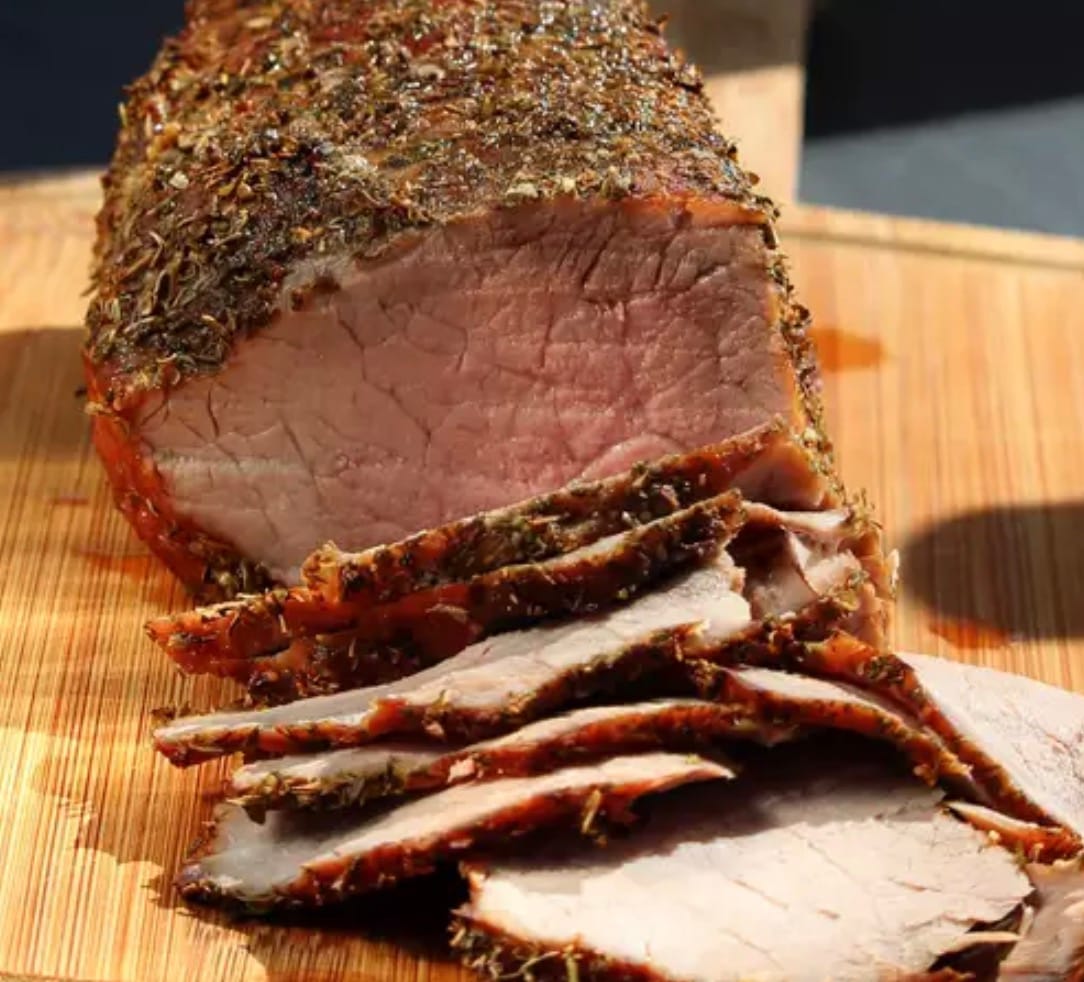 Keto Air Fryer Peppercorn-Crusted Beef Tenderloin